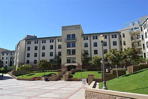 de neve plaza ucla