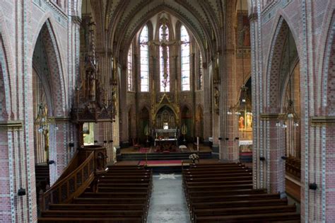 de sint martinuskerk te sneek gotische vormen in de negentiendeeeuwse bezieling Kindle Editon