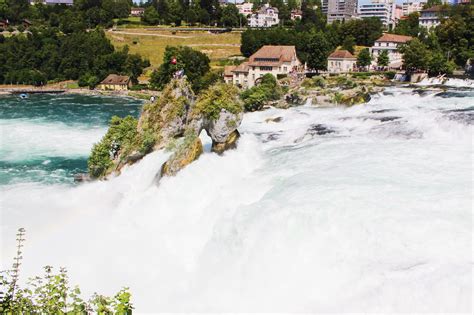 de waterval van schaffhausen europa in woord en beeld PDF