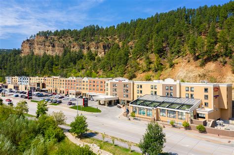 deadwood sd hotels cadillac jacks