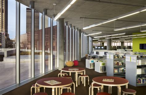 Des Moines Public Library Catalog