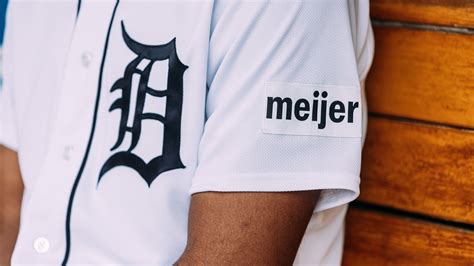 detroit tigers shirts meijer