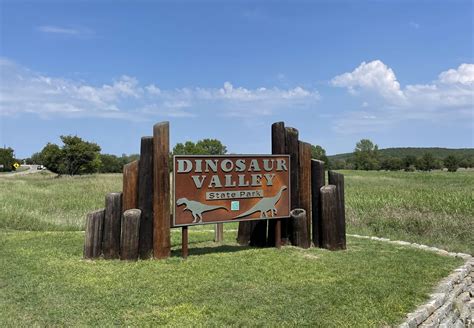 dinosaur valley state park