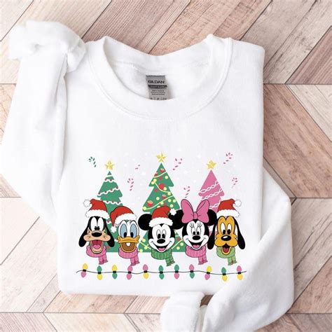 disneyland christmas sweatshirt