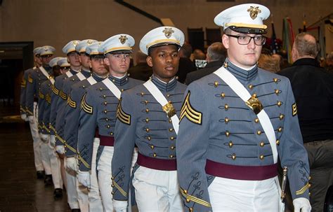 do west point cadets get paid