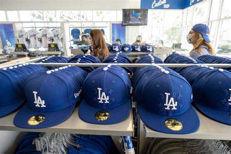 dodger store