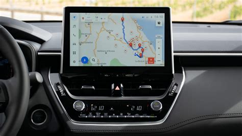 does a 2024 toyota corolla have smartcar gps