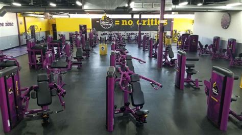 does planet fitness have a student discount