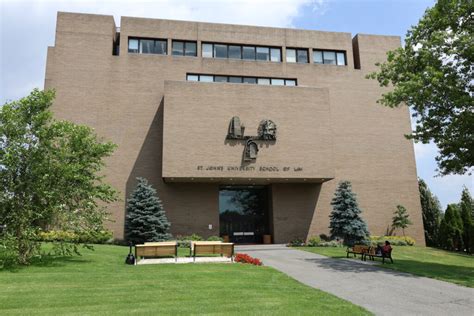 does st johns have a reasonable law school