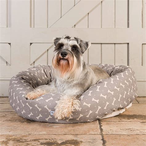 donut dog bed