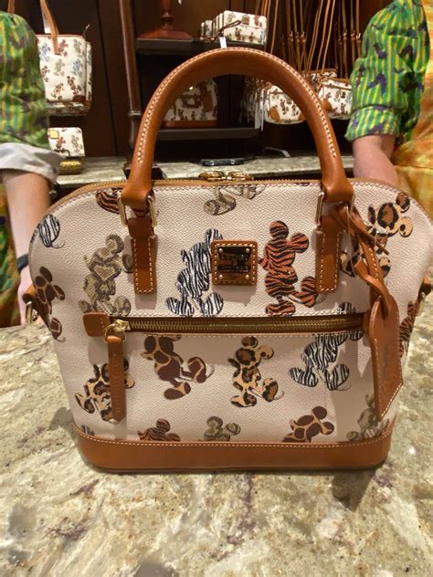 dooney and bourke com