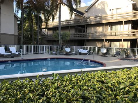 doral inn miami airport west