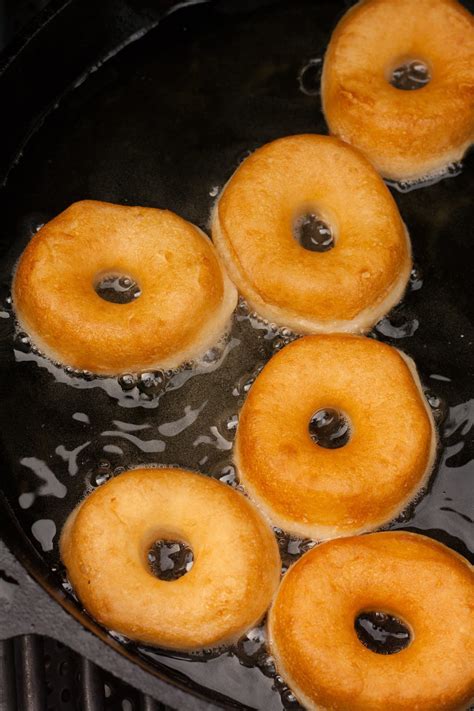 doughnuts simple and delicious recipes to make at home PDF