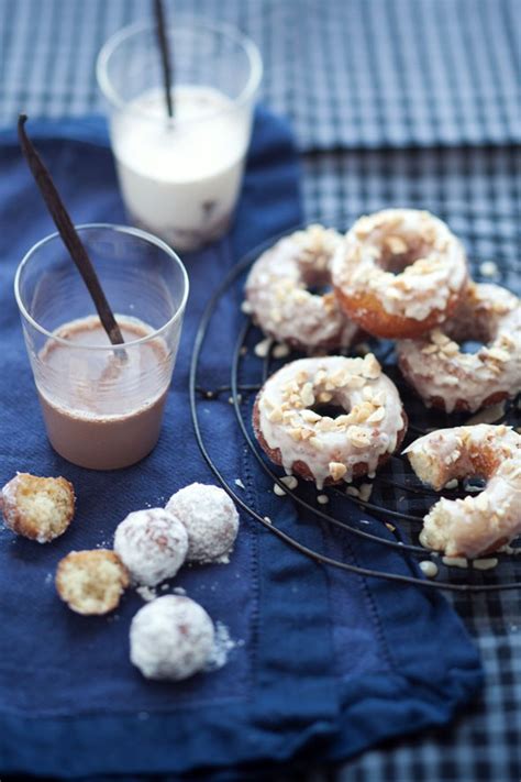 doughnuts simple and delicious recipes to make at home PDF