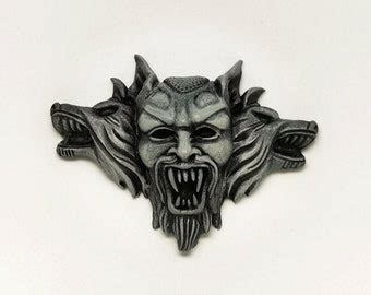 dracula gargoyle wall hanger