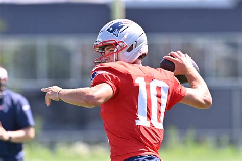 drake maye patriots jersey