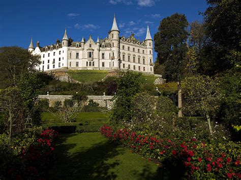 dunrobin castle paperback PDF