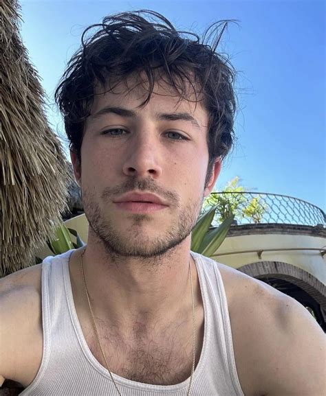 dylan minnette no shirt