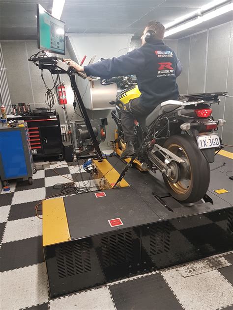 dyno tuning a motorcycle PDF