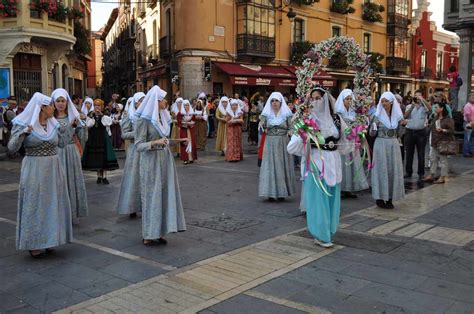 el camino de santiago tradiciones PDF