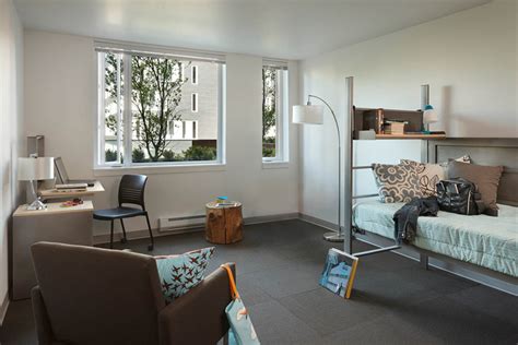 elm hall uw