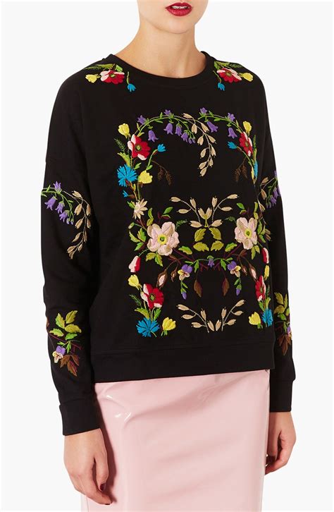 embroidered floral sweatshirt