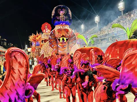 ensaio escola de samba rio de janeiro