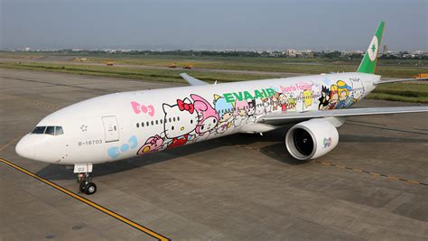 eva air hello kitty