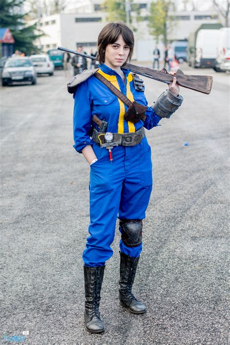 fallout vault dweller costume