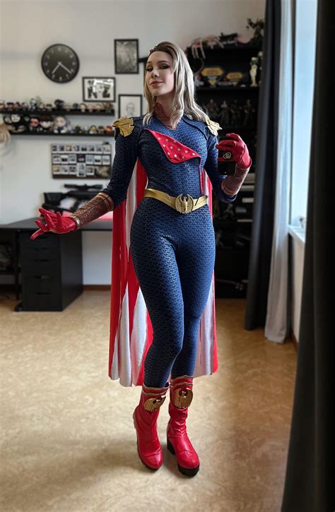 female homelander costume