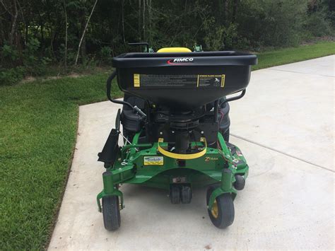 fertilizer spreader for zero turn mower