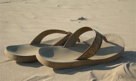 flip flops that have arch support