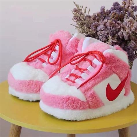 fluffy nike slippers