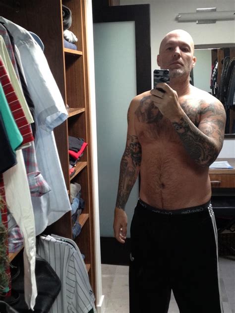 fred durst shirtless