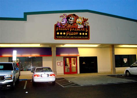 freddy fazbear's pizza location real life