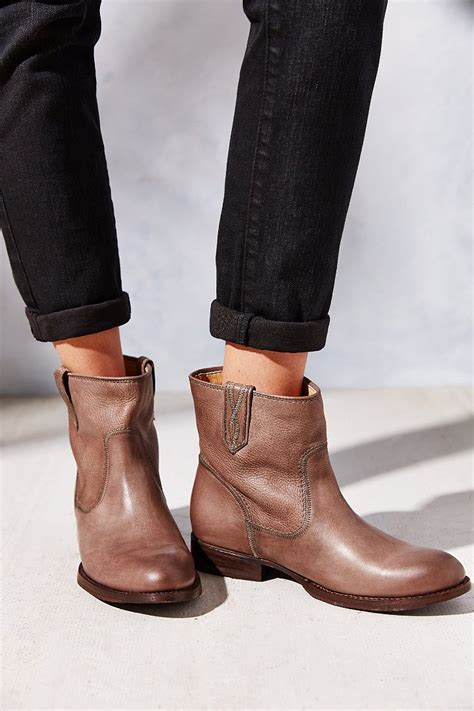 frye ankle boots