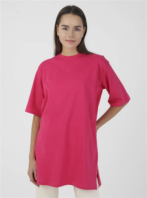 fuchsia t shirt