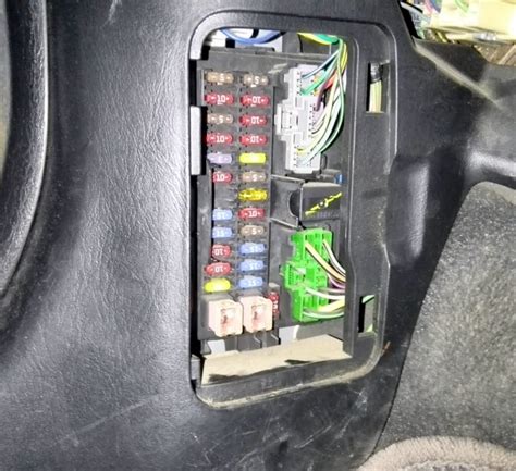 fuse panel diagram mazda tribute Reader