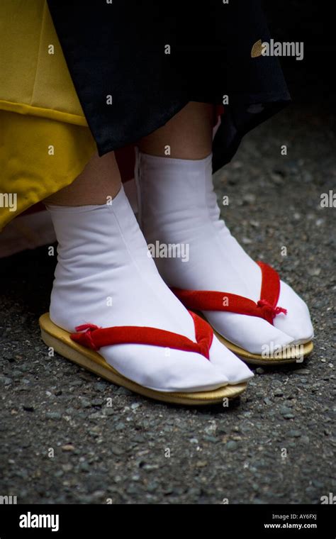 geisha shoes