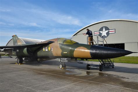 general dynamics f 111 aardvark air vanguard Epub