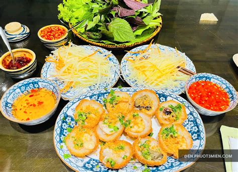 giant banh khot