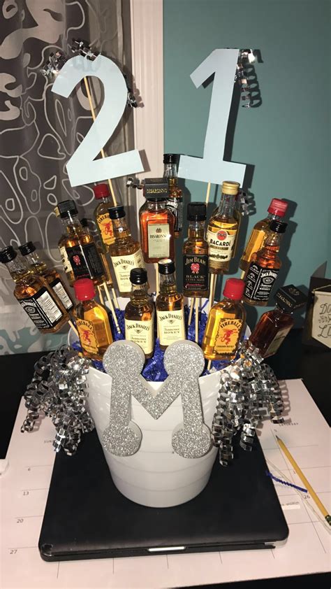 gifts for a male 21st birthday