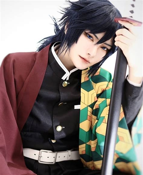 giyu tomioka cosplay