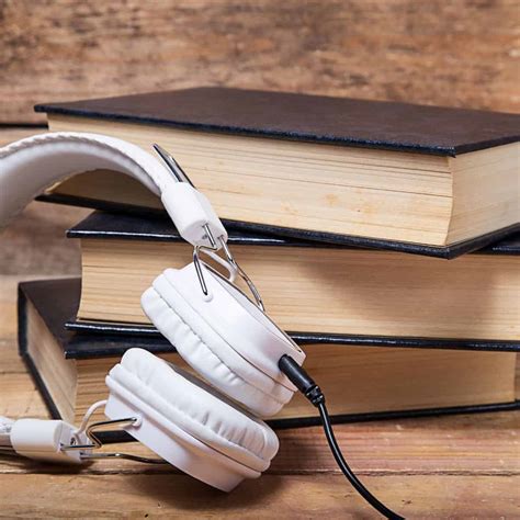 good music to listen to while reading