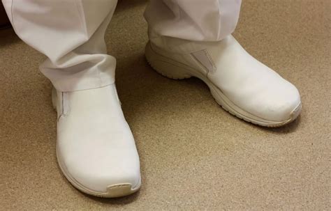 good shoes for hospital