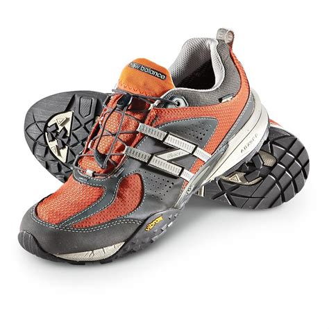 gore tex athletic shoes