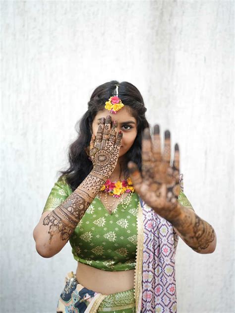 gowri priya whatsapp Reader