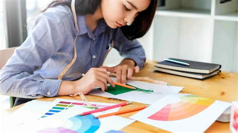 graphic design summer internships