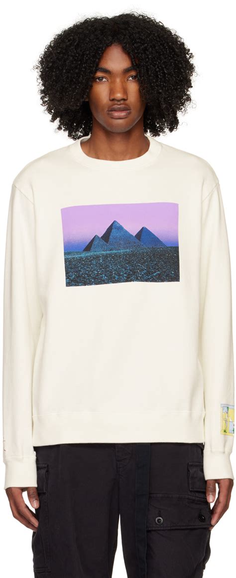 graphic white sweatshirt