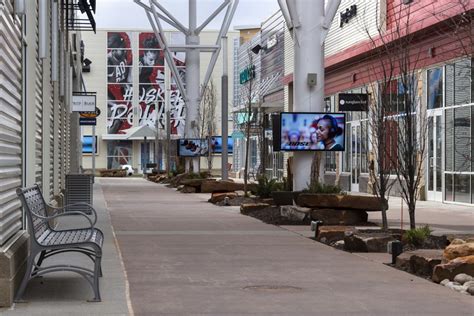 gretna shopping mall nebraska